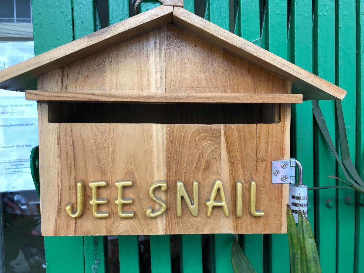Jeesnail Guesthouse Bangkok Exterior foto
